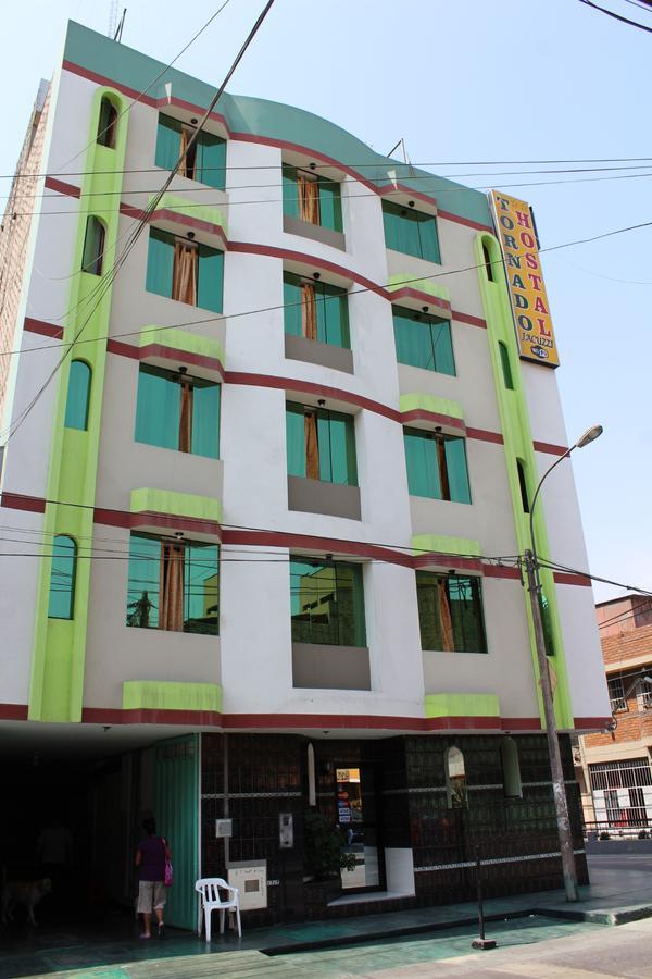 Hotel Tornado Lima Kültér fotó